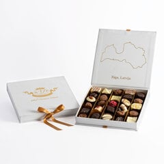 Balto aksomo dėžutė su įvairiais belgiškais šokoladais, 500g kaina ir informacija | Saldumynai | pigu.lt