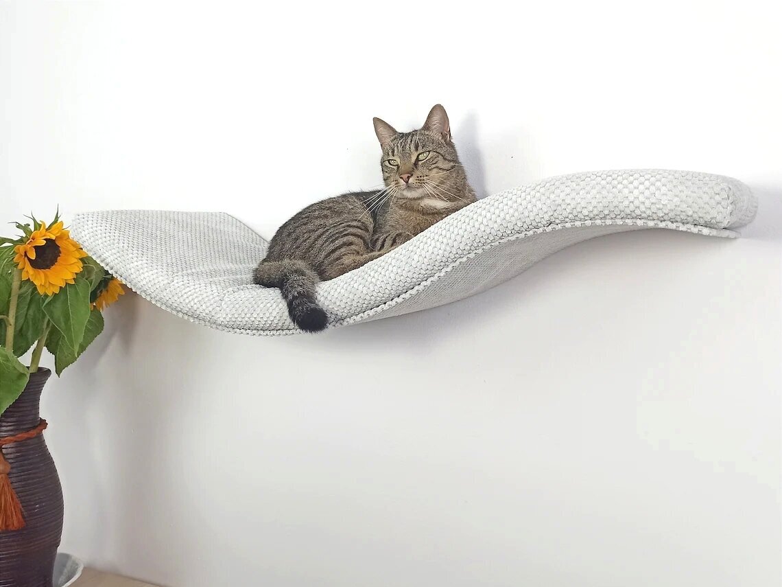 Metalinė sieninė lentyna katėms Cat's Atelier Wave, 95 cm kaina ir informacija | Guoliai, pagalvėlės | pigu.lt