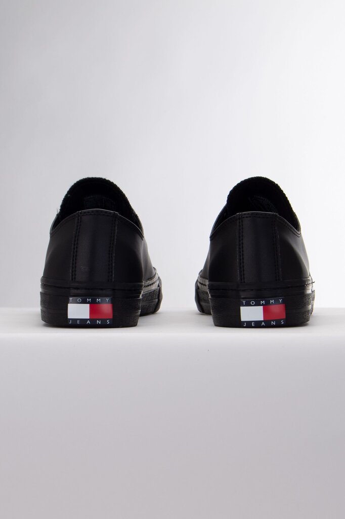 Tommy Hilfiger laisvalaikio batai vyrams EM0EM01047_BDS, juodi kaina ir informacija | Kedai vyrams | pigu.lt