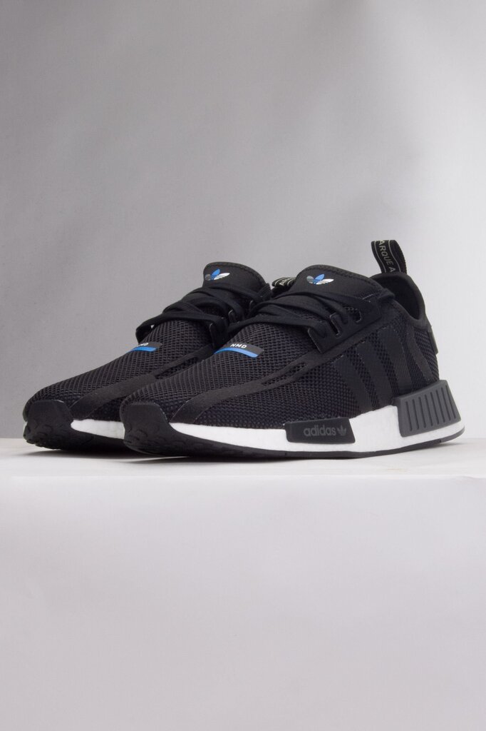 Sportiniai batai vyrams Adidas NMD_R1 IE2091, juodi kaina ir informacija | Kedai vyrams | pigu.lt