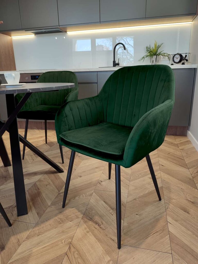 Kėdė Sevilla Velvet, žalia kaina ir informacija | Biuro kėdės | pigu.lt