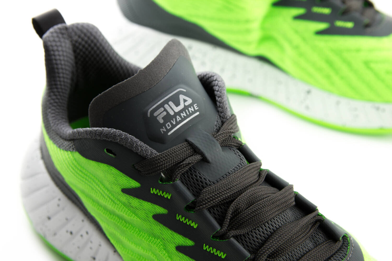 Sportiniai batai vyrams Fila FFM0073.63012, žali kaina ir informacija | Kedai vyrams | pigu.lt