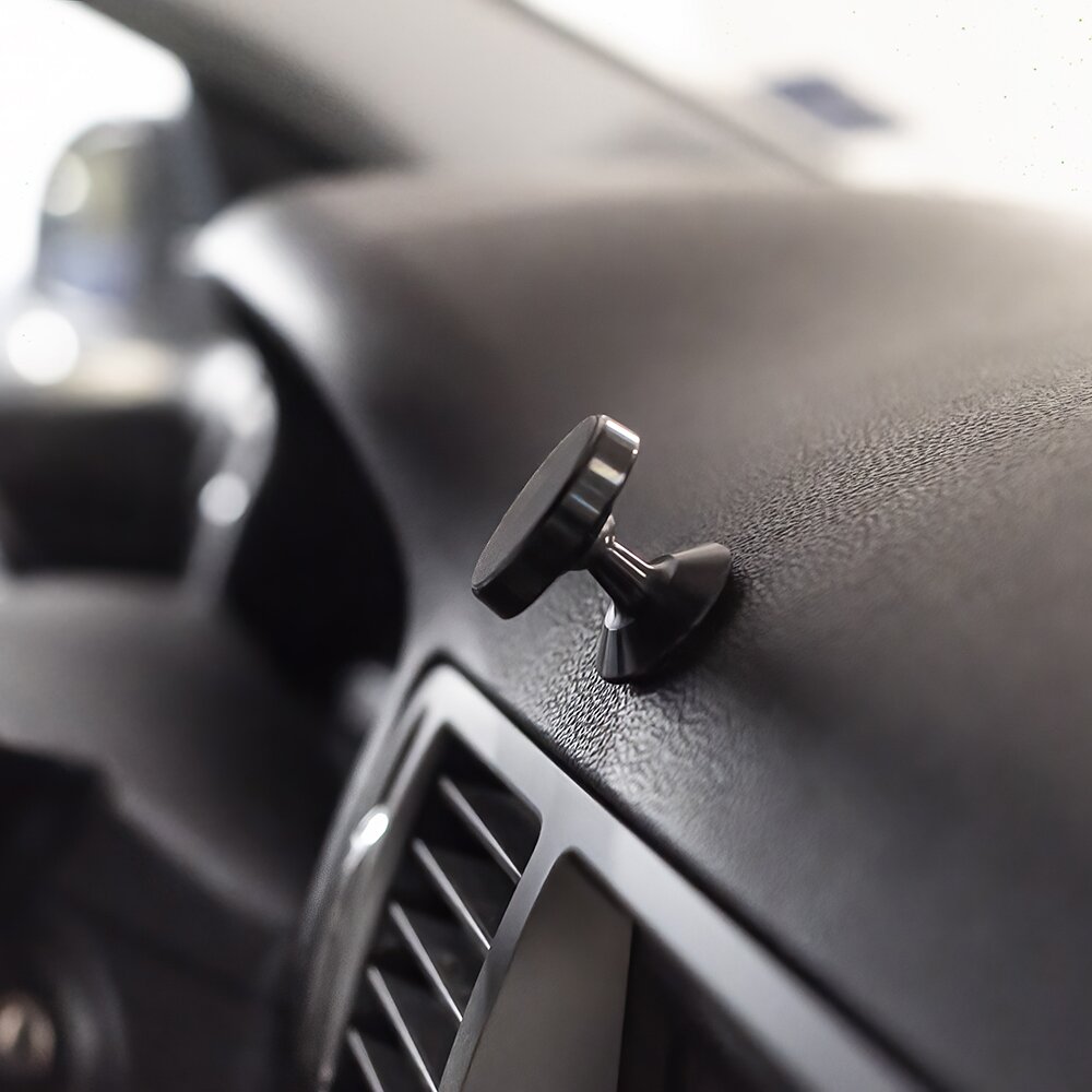 Maxlife car holder MXCH-09 magnetic black glued цена и информация | Telefono laikikliai | pigu.lt