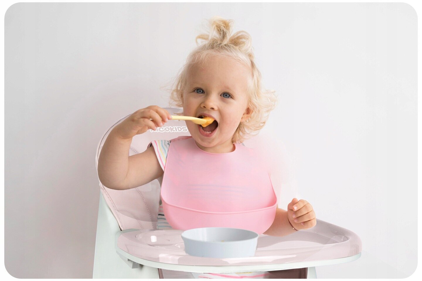 Maitinimo kėdutė su stalu Ricokids, rožinė kaina ir informacija | Maitinimo kėdutės | pigu.lt