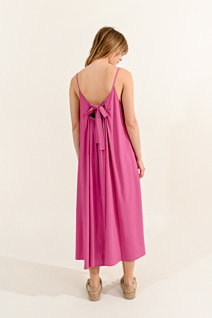 Molly Bracken moteriška suknelė, fuksijų spalva kaina ir informacija | Suknelės | pigu.lt