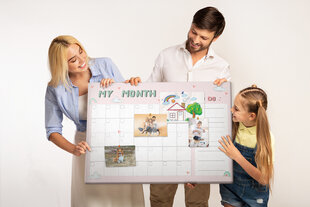 Smeigtukų lenta Mėnesio planuotojas vaikams, 100x70 cm kaina ir informacija | Kanceliarinės prekės | pigu.lt