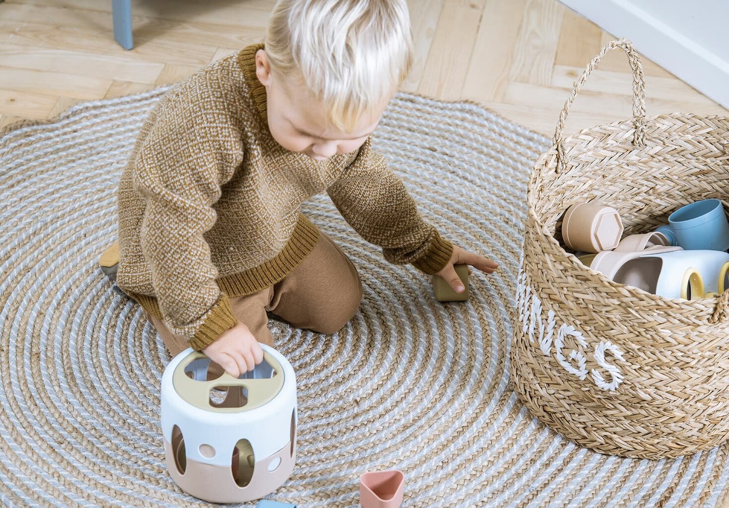 Formelių rūšiavimo žaislas Dantoy tiny Bio цена и информация | Žaislai kūdikiams | pigu.lt
