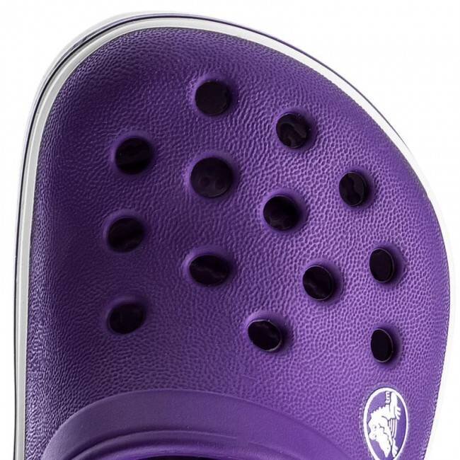 Šlepetės berniukams Crocs 204537-50L, violetinės цена и информация | Šlepetės, kambario avalynė vaikams | pigu.lt