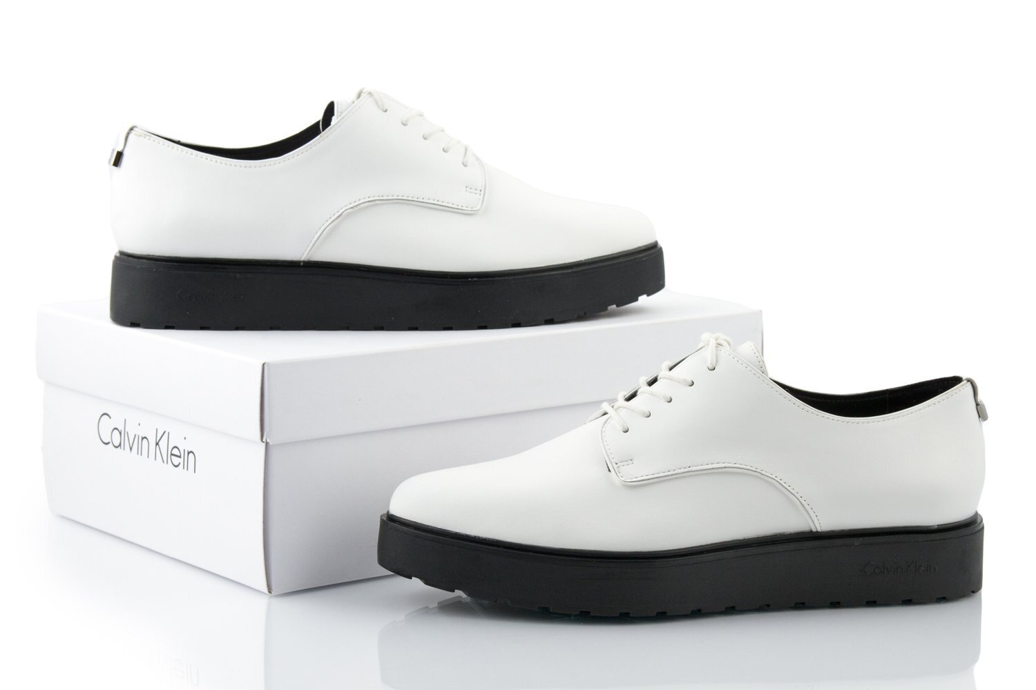 Calvin Klein laisvalaikio batai moterims, balti kaina ir informacija | Bateliai moterims  | pigu.lt