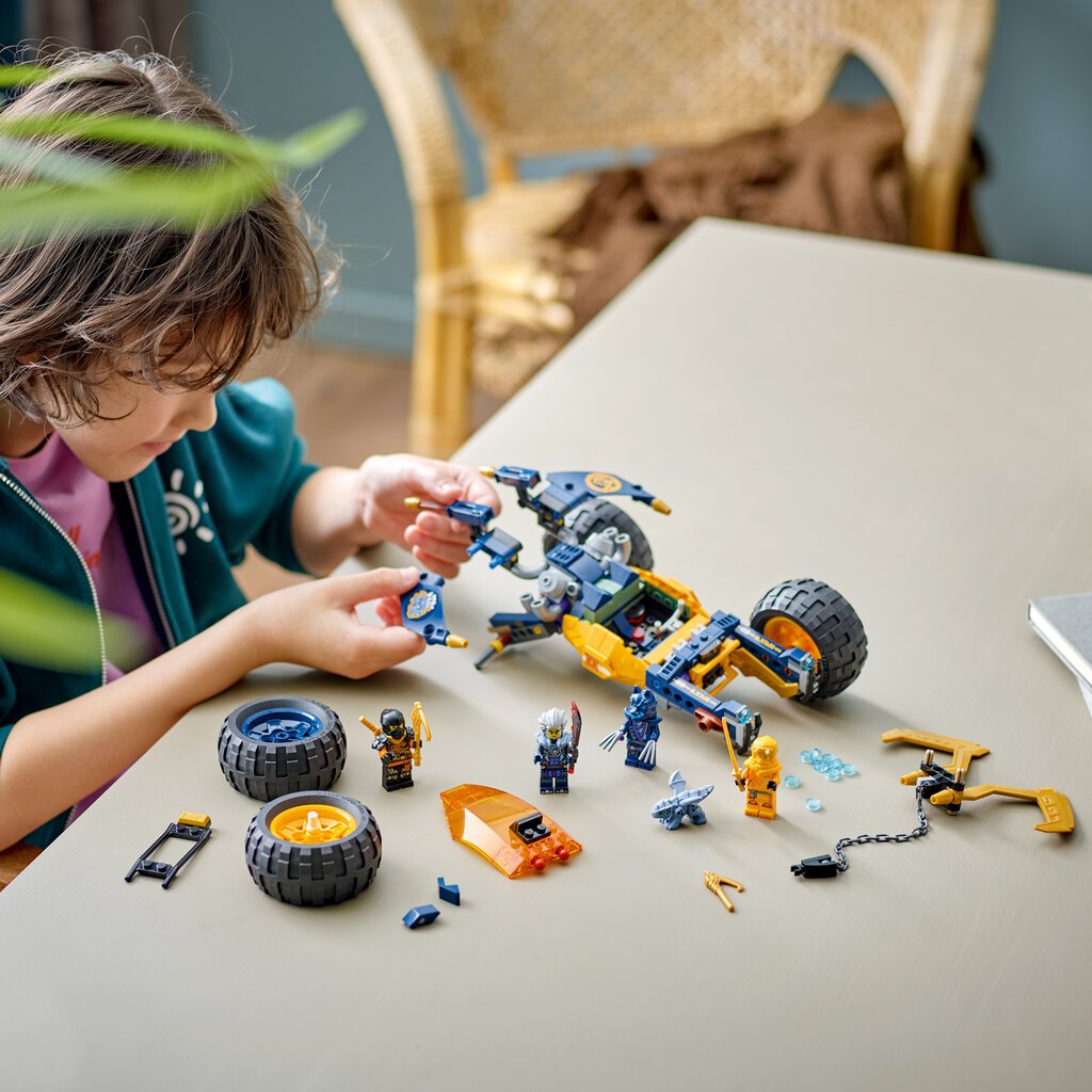 71811 LEGO® Ninjago Nindzės Arino bekelės bagis цена и информация | Konstruktoriai ir kaladėlės | pigu.lt