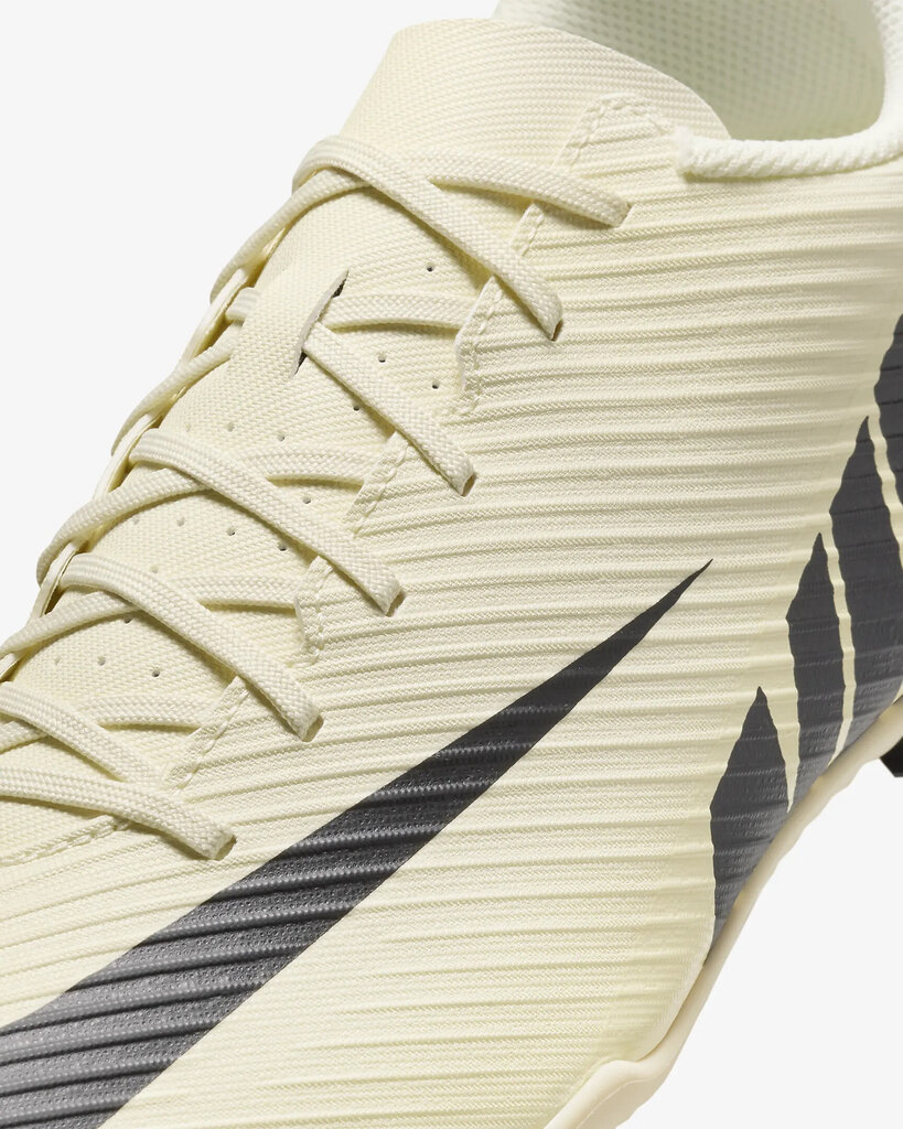 Nike futbolo batai vyrams Vapor 15 Club DJ5963, geltoni kaina ir informacija | Futbolo bateliai | pigu.lt