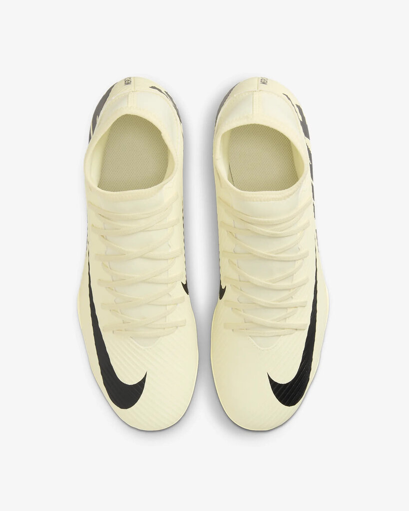 Futbolo batai vyrams Nike, geltoni цена и информация | Kedai vyrams | pigu.lt