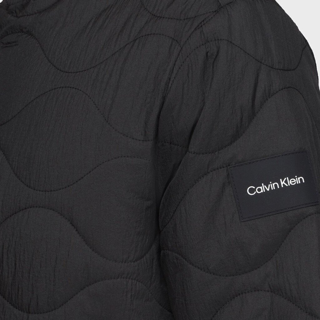 Calvin Klein striukė vyrams 8720107099586, juoda kaina ir informacija | Vyriškos striukės | pigu.lt