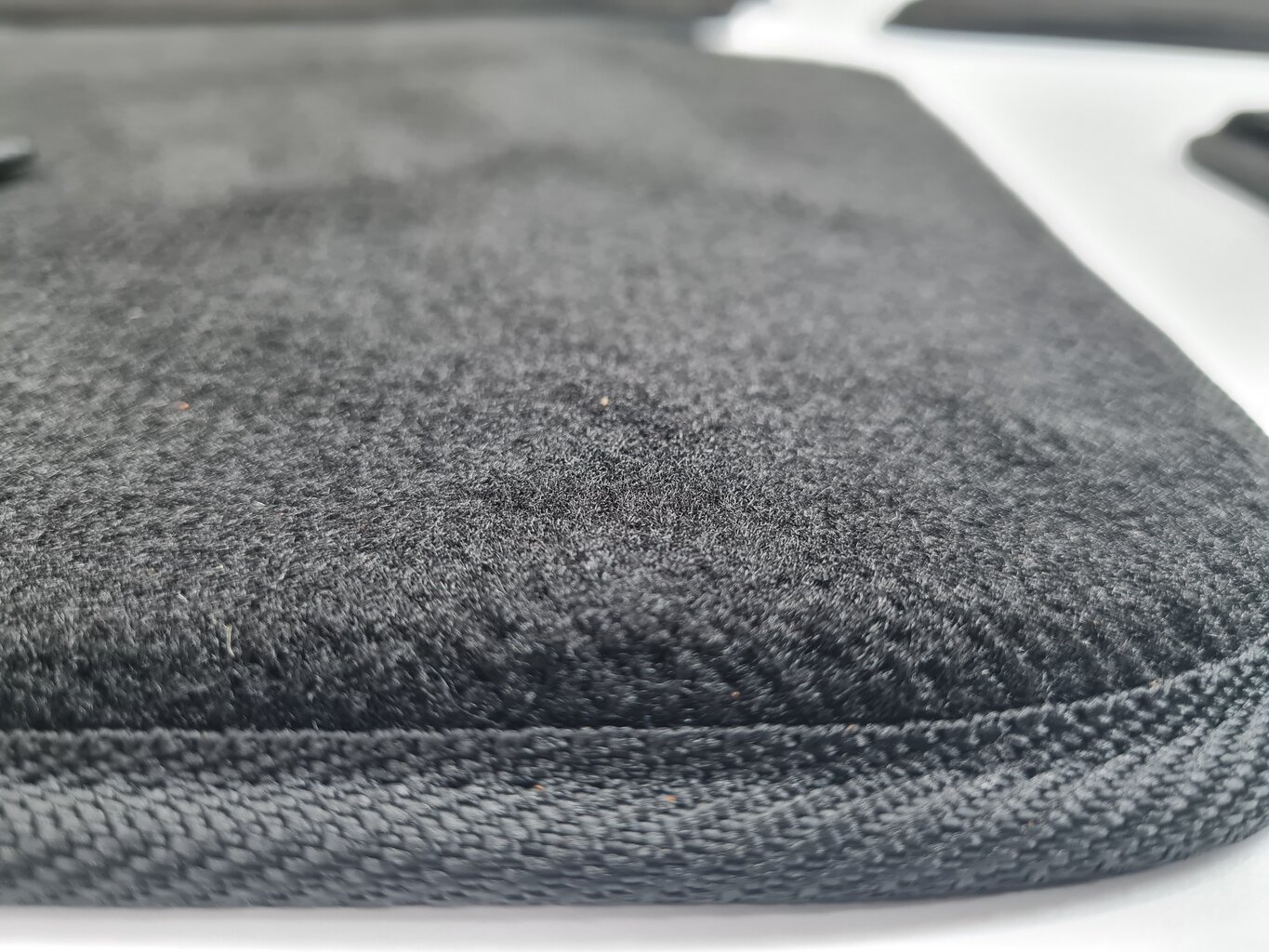 Kilimėliai SGL Audi A6 C8 2018 -2024 kaina ir informacija | Modeliniai tekstiliniai kilimėliai | pigu.lt