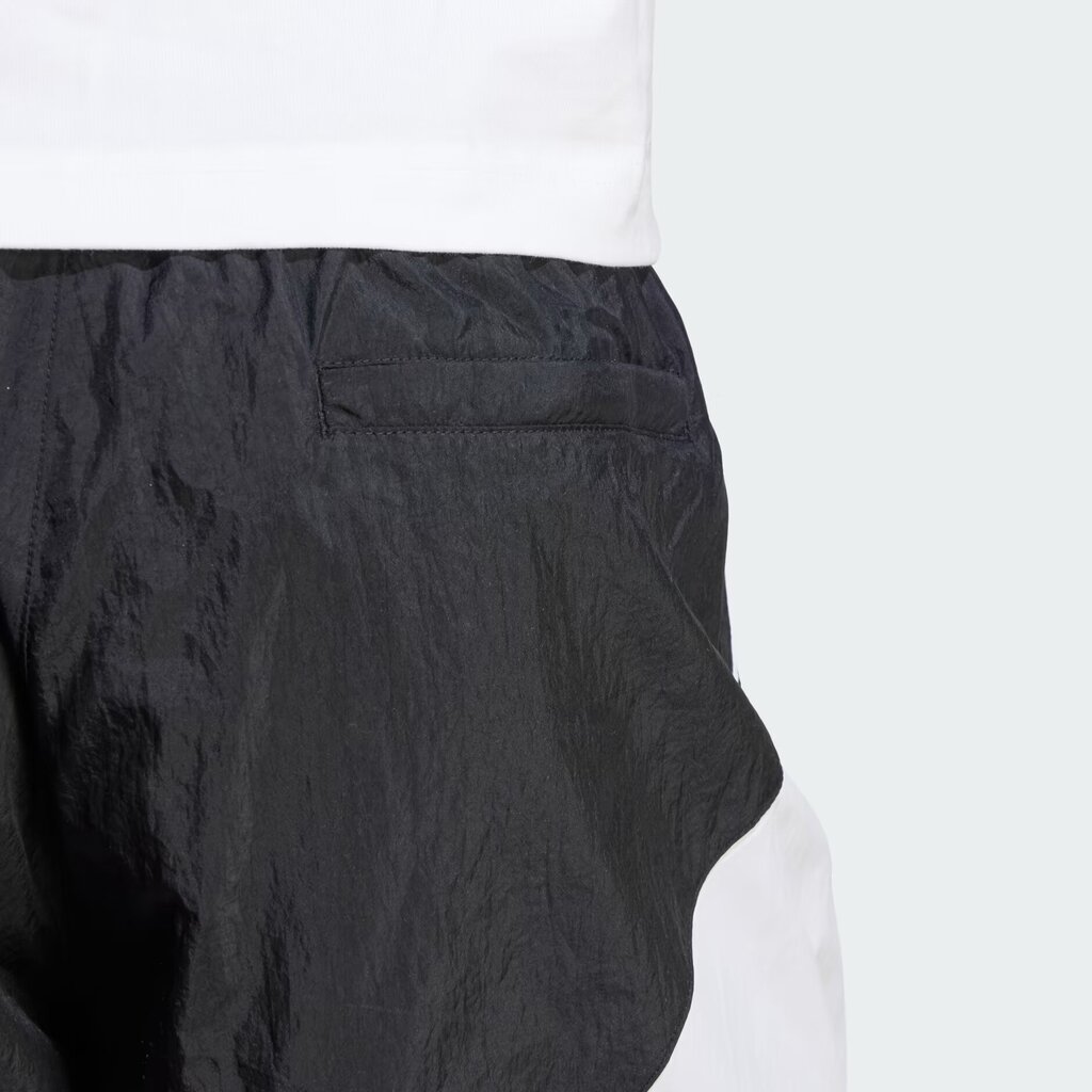 Adidas šortai vyrams, juodi цена и информация | Vyriški šortai | pigu.lt