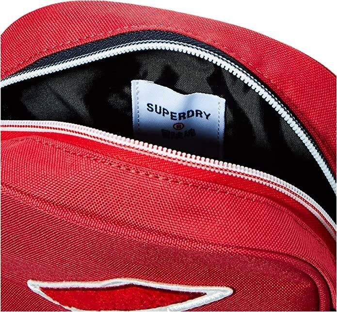 Krepšys per petį Superdry M9110402A, raudonas kaina ir informacija | Kuprinės ir krepšiai | pigu.lt