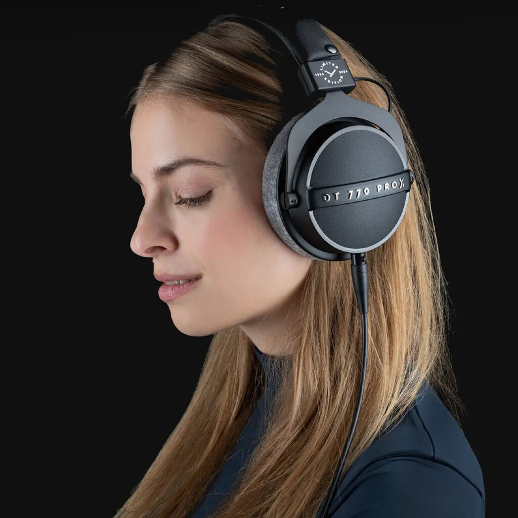 Beyerdynamic DT 770 PRO X Limited Edition 1000381 цена и информация | Ausinės | pigu.lt