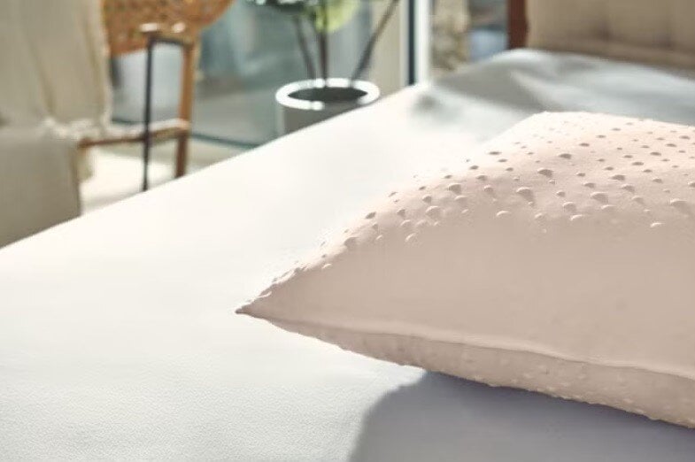 Dormeo pagalvė Embossed Classic цена и информация | Pagalvės | pigu.lt