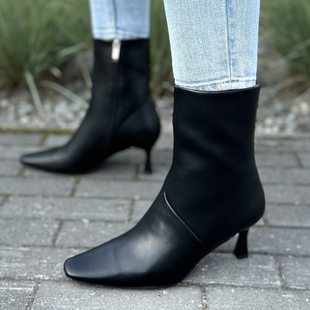Auliniai batai moterims C.Paravano, juodi kaina ir informacija | Aulinukai, ilgaauliai batai moterims | pigu.lt
