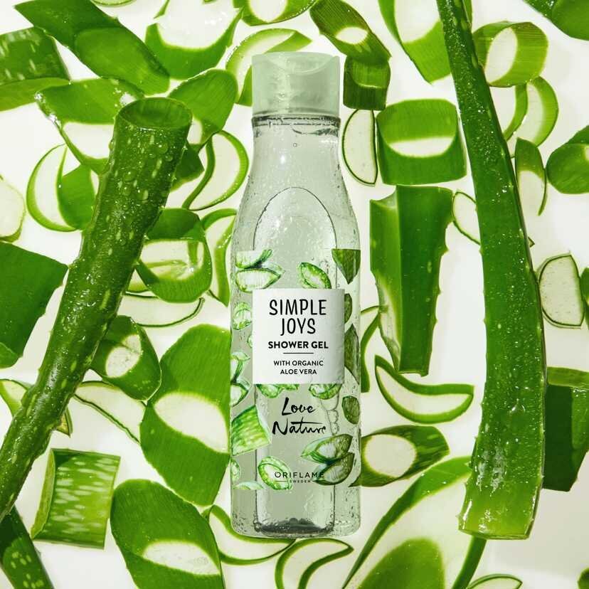 Dušo gelis Oriflame Simple Joys Love Nature Shower Gel With Organic Aloe Vera, 250 ml цена и информация | Dušo želė, aliejai | pigu.lt