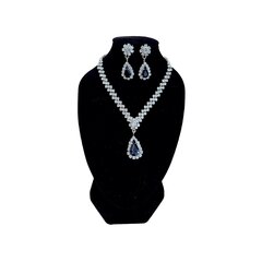 Elegantiškas papuošalų rinkinys moteris su stiklo kristalais Black Luxur102J kaina ir informacija | Papuošalų rinkiniai | pigu.lt