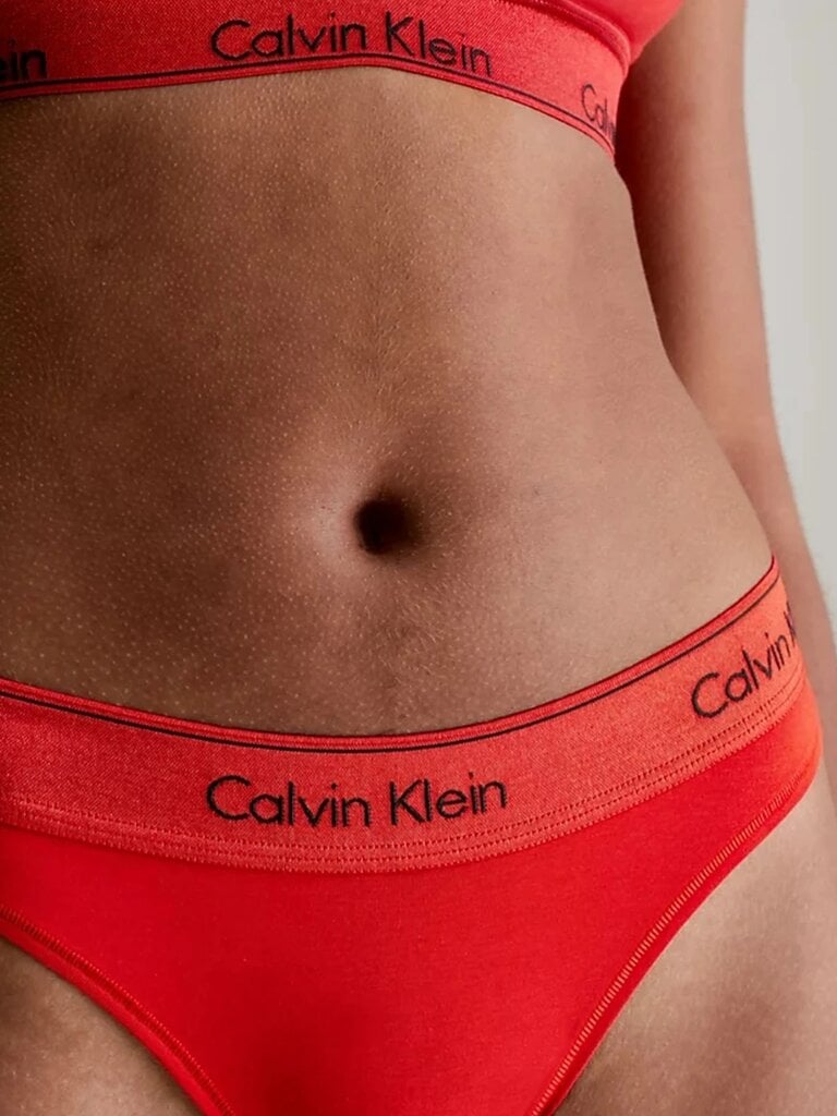 Calvin Klein apatiniai moterims Brazilian Rouge 545667537, raudoni kaina ir informacija | Kelnaitės | pigu.lt