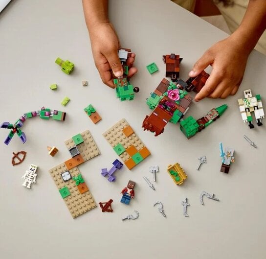 21176 LEGO® Minecraft Džiunglių anomalija цена и информация | Konstruktoriai ir kaladėlės | pigu.lt