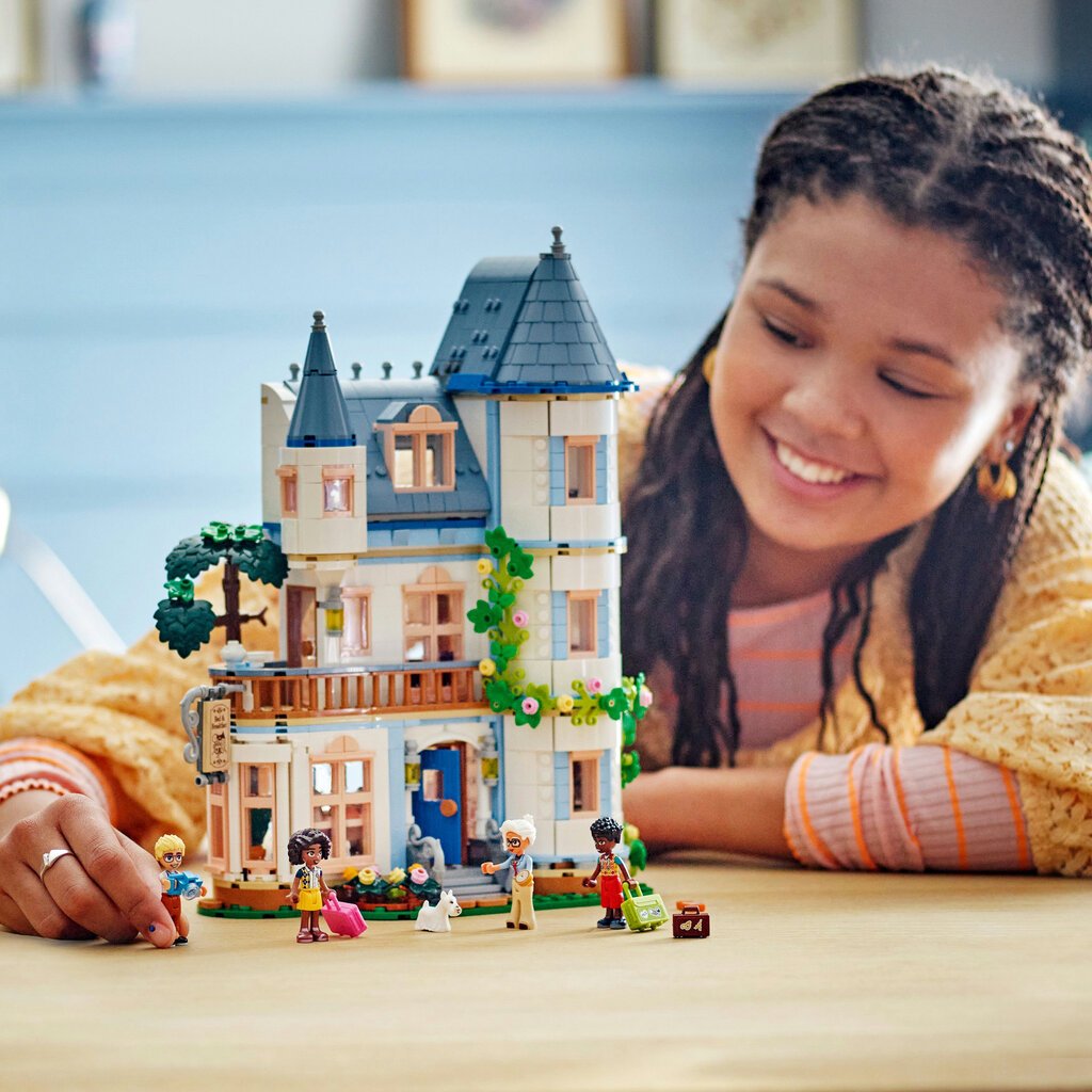 42638 LEGO® Friends Nakvynė pilyje su pusryčiais цена и информация | Konstruktoriai ir kaladėlės | pigu.lt