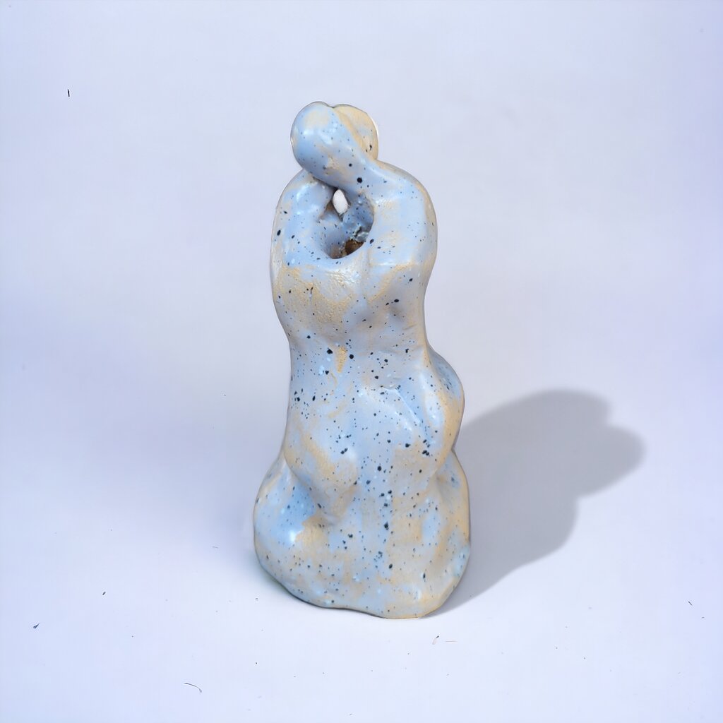 Keramikinė (molinė) rankų darbo skulptūrėlė (statulėlė) "Meilė", Magic Decor kaina ir informacija | Interjero detalės | pigu.lt