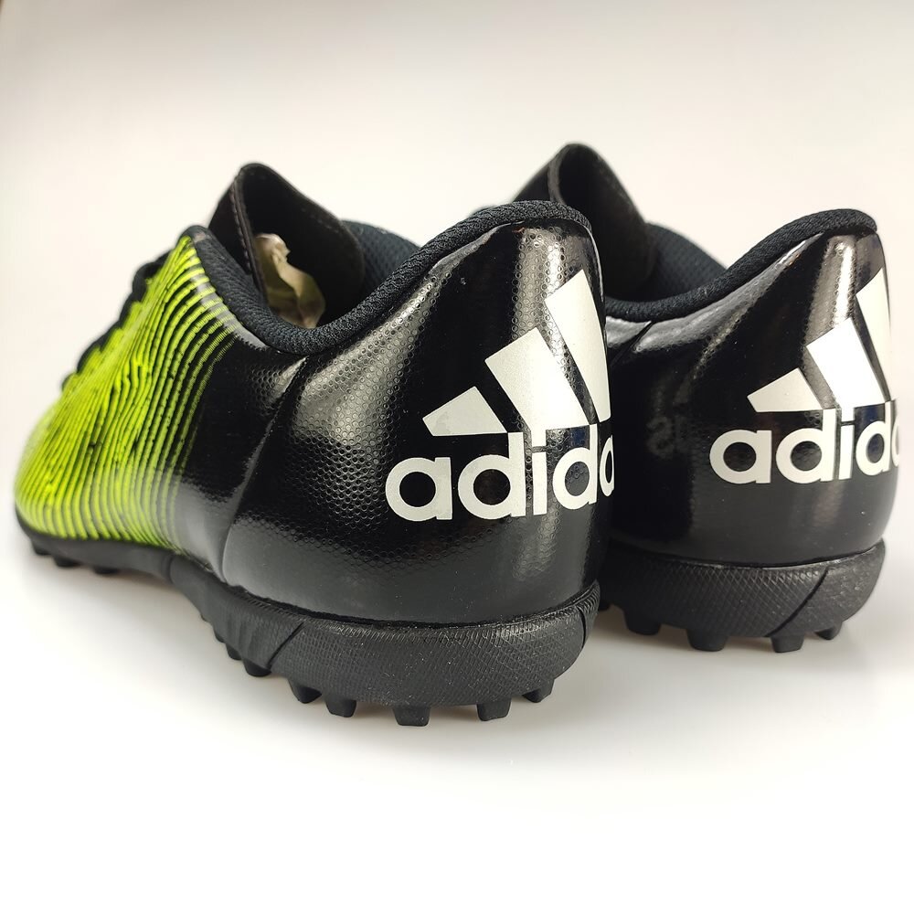 Adidas Taquiero 41 1/3 velėna kaina ir informacija | Futbolo bateliai | pigu.lt