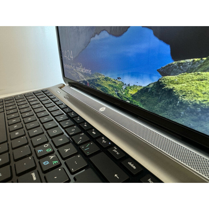 HP Pavilion dv6-6c20eo 15.6" AMD A8-3550MX APU 6GB DDR3 RAM 120GB SSD kaina ir informacija | Nešiojami kompiuteriai | pigu.lt