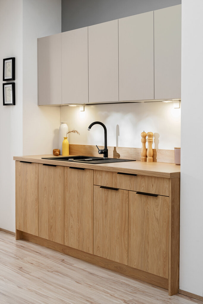 8-ių dalių virtuvės baldų komplektas Furnival Novo, pilkas kaina ir informacija | Virtuvės baldų komplektai | pigu.lt