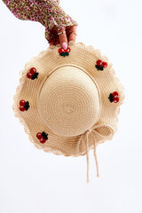 Children's Hat With Cherries Beige 25382-uniw цена и информация | Женские шапки | pigu.lt