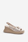 Women's Platform and Wedge Sandals with Gold Embellishment Janesca 31487-21 kaina ir informacija | Basutės moterims | pigu.lt