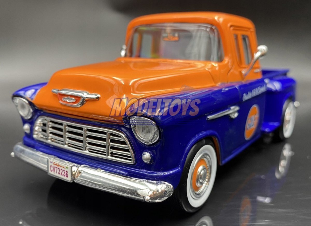 Automobilio modeliukas Chevy 5100 Stepside 1955 Gulf, įvairių spalvų 79651 kaina ir informacija | Žaislai berniukams | pigu.lt