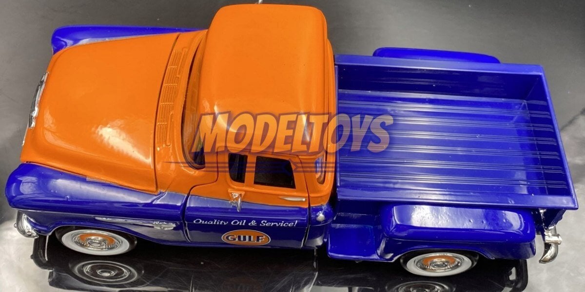 Automobilio modeliukas Chevy 5100 Stepside 1955 Gulf, įvairių spalvų 79651 kaina ir informacija | Žaislai berniukams | pigu.lt