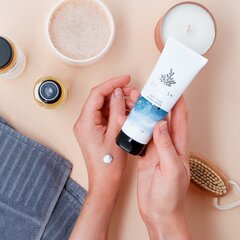 "Oriflame Swedish Spa" minkšta rankų kaukė "Soft Tide" 75 ml kaina ir informacija | Manikiūro, pedikiūro priemonės | pigu.lt