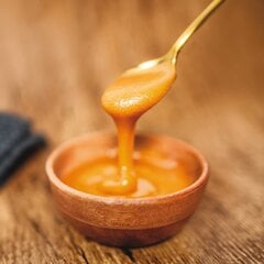 "Qult Senses of Nature - HEALTH" - Aromatinės žvakės stiklo indelyje su mediniu dangteliu – “Manuka Honey" kaina ir informacija | Žvakės, Žvakidės | pigu.lt