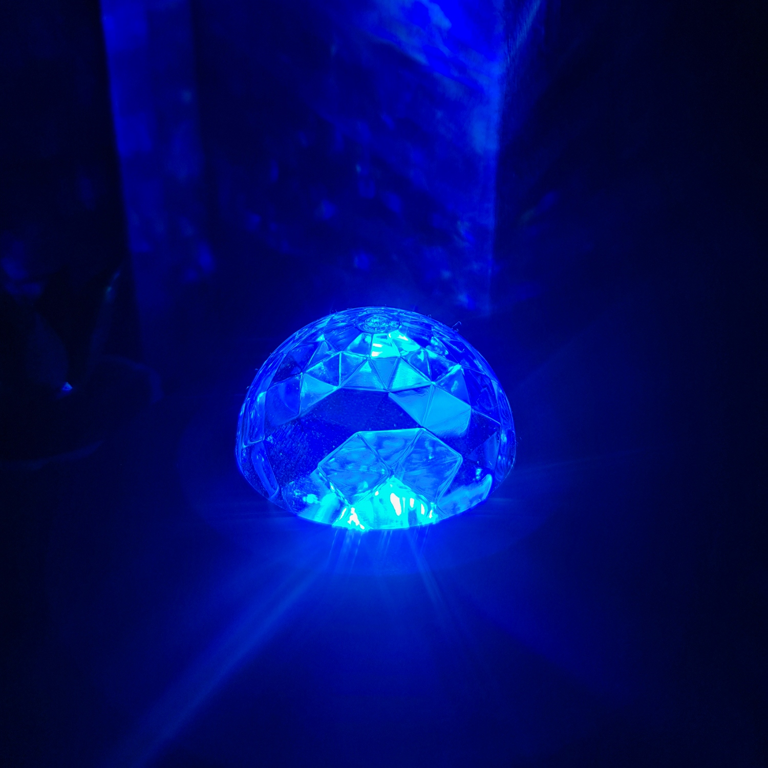 Žvaigždžių projektorius Naktinė lempa Star LED RGB + Nuotolinio valdymo pultas Veikia iš tinklo