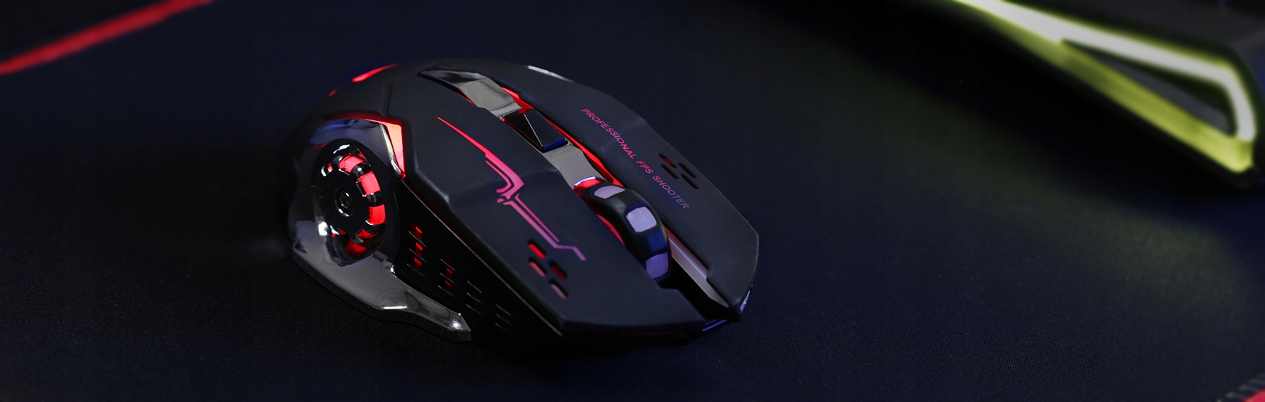 BELAIDĖ ŽAIDIMŲ PELĖ LED GAMING MOUSE Gaminio svoris su vienetine pakuote 0,165 kg