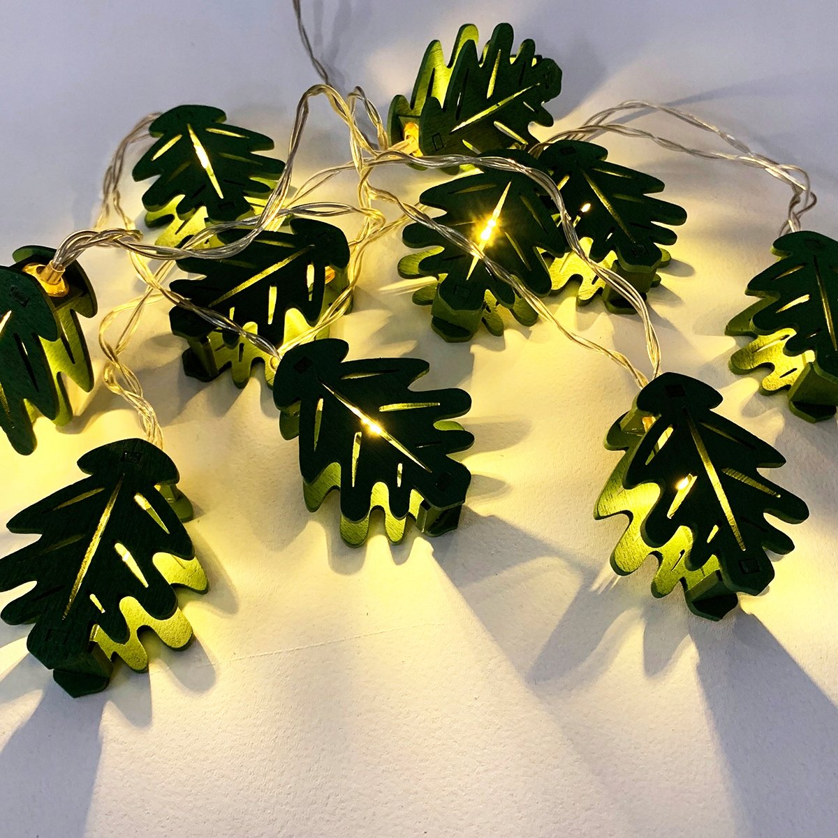 LED girliandos lemputės, žali lapai, 10 vnt, šilti Prekės svoris su individualia pakuote: 0 kg