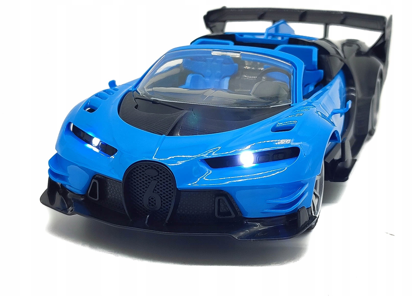 RC-AUTO VOILLA RC Materiaali kumi muovi