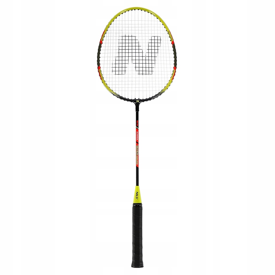 NILS rinkinys iš 4 rakečių dangtelyje + 6 plunksnų raketės badmintono žaidimui Rinkinio dangtelio rakečių komplekto komponentai