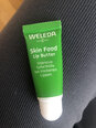 Lūpų sviestas Weleda Skin Food 8 ml