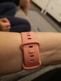 Fitbit Versa 3 Pink Clay/Soft Gold internetu