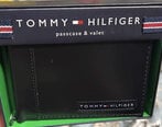 Tommy Hilfiger piniginė